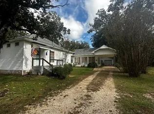 406 Fannin St, Maud, TX 75567