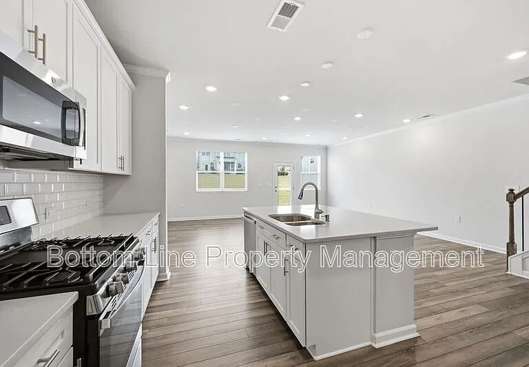 5038 Kota St — Photo 11