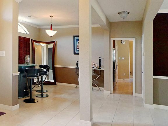 5th image of 1723 Les Talley Dr
