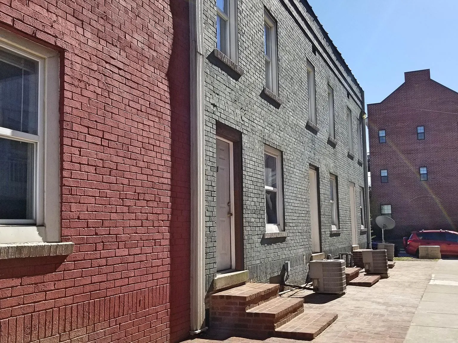 2 bed, 1186 sqft, $1,775 — Photo 1
