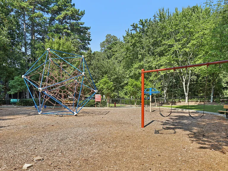 Canopy Glen — Photo 40
