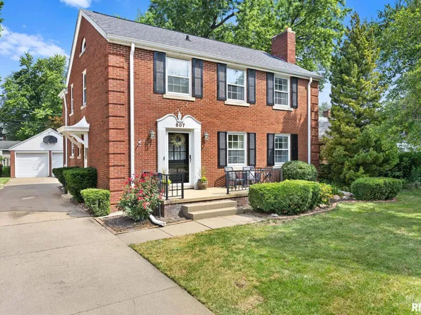 607 W Forrest Hill Ave, Peoria, IL 61604