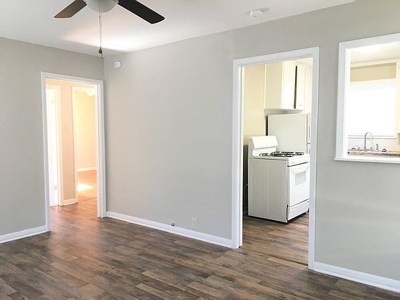 livingkitchenarea_03112021