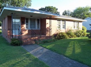 701 Fairway St, Tarboro, NC 27886