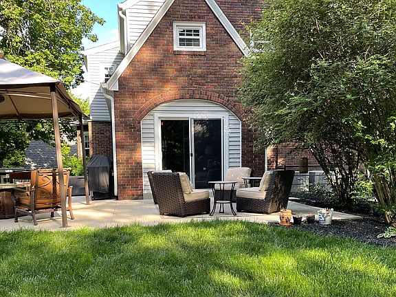 4th image of 2044 Lick Creek Dr