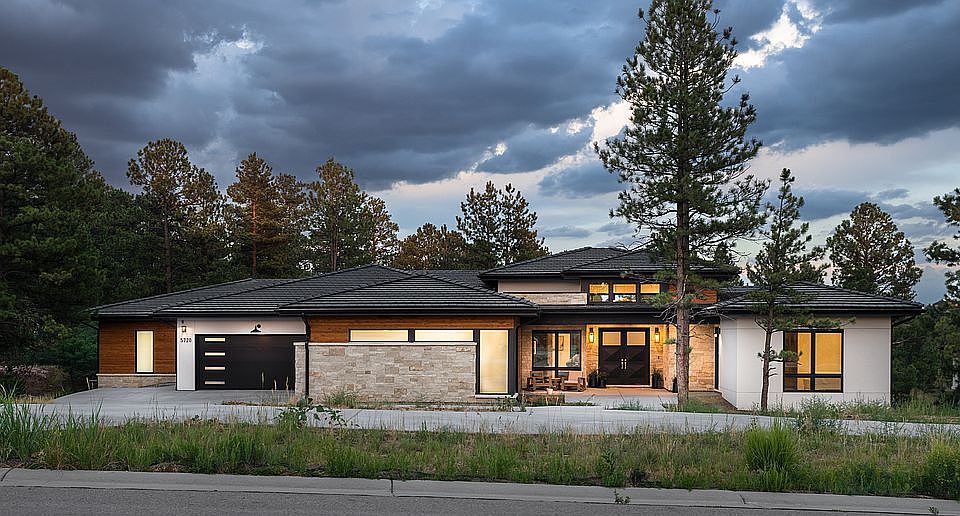 1st image of 5720 Hidden Oaks Way
