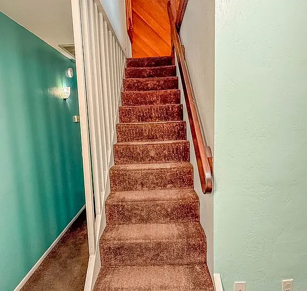 2246 Hasti Acres Dr — Photo 12