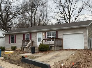 805 Diane Ct, Springfield, IL 62702