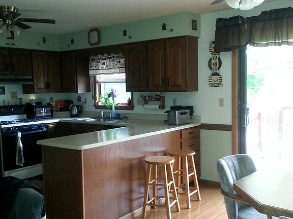 Open Kitchen area