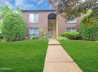 716 Zlotkin Cir APT 1, Freehold, NJ 07728
