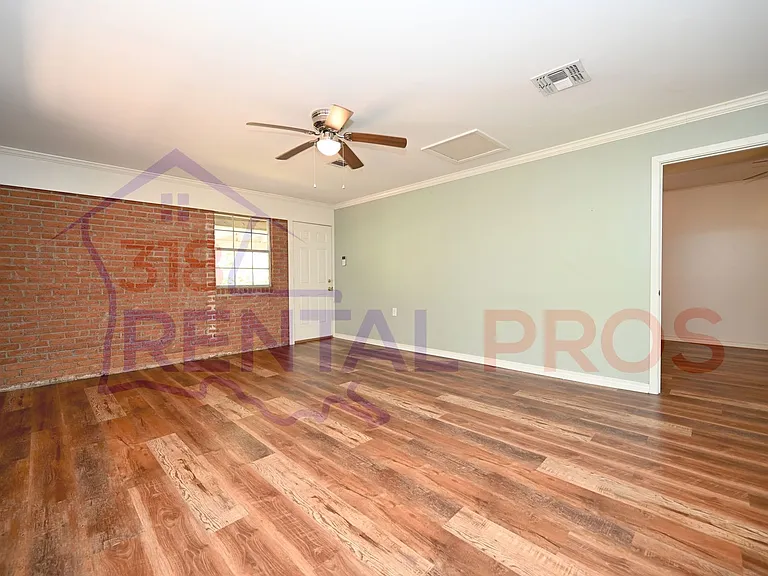205 Ragan St — Photo 6