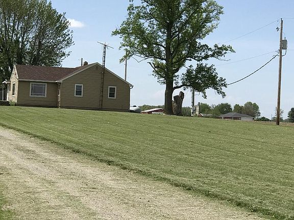 5th image of 10777 E County Road 500 N