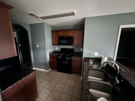 4th image of 26810 Blacktail Ct