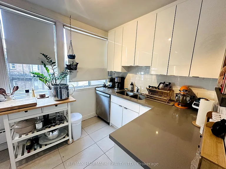 20 Triller Ave #2 — Photo 17