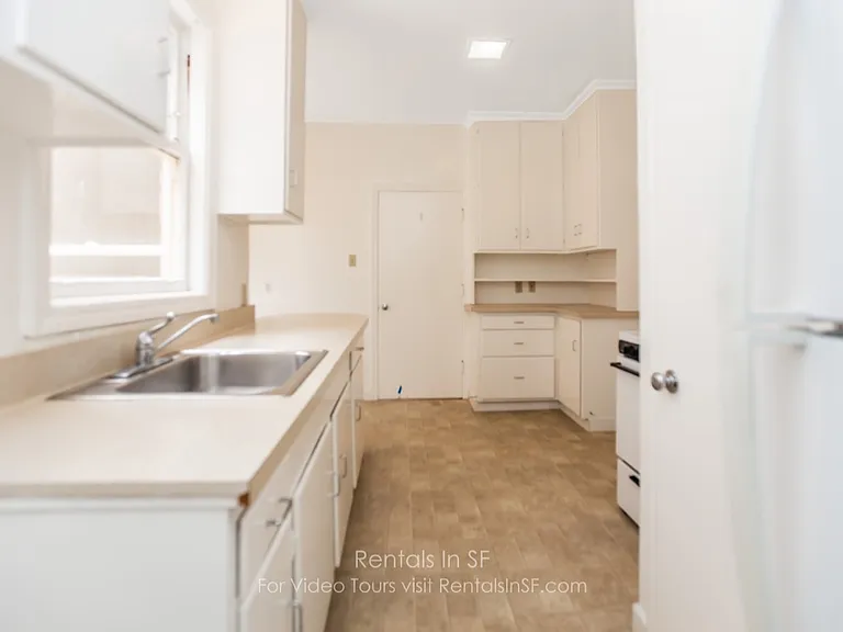 150 Sutro Heights Ave #2 — Photo 17