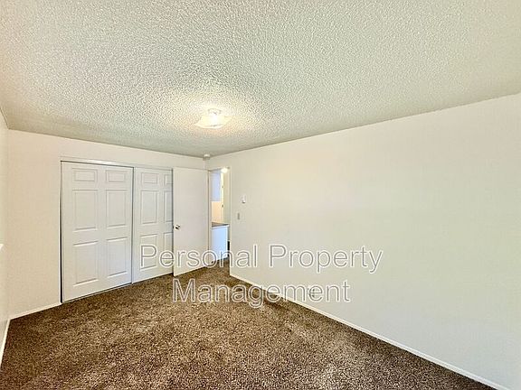 5th image of 13715 SE 20th Cir