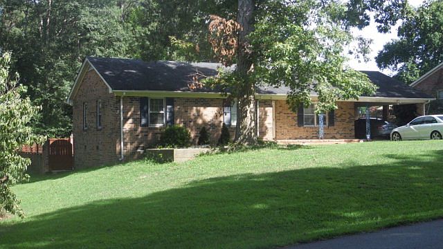 1st image of 1621 Walnut Dr