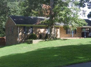 1621 Walnut Dr, Emporia, VA 23847