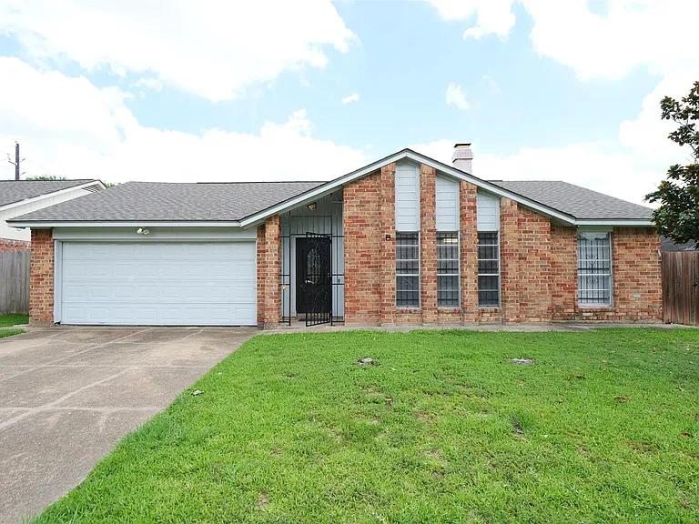 13314 Ensley Wood Dr — Photo 2