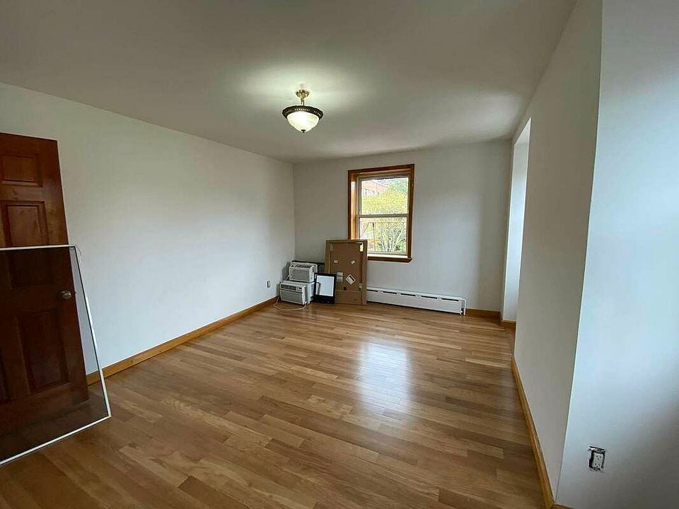 1st image of 121-07 84th Ave #3R