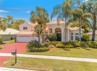 737 Cypress Green Cir, Wellington, FL 33414