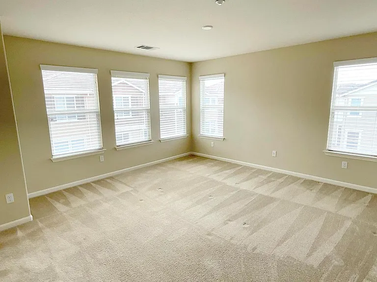 6319 Byron Ln — Photo 20