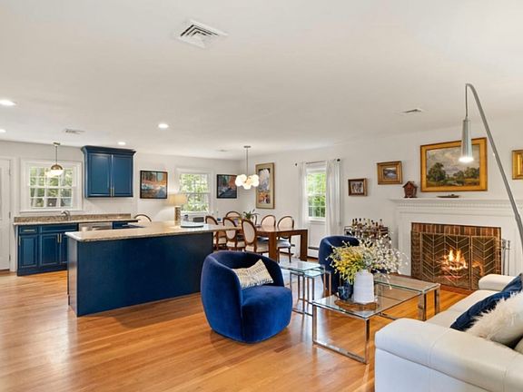 5th image of 4408 Tarpon Ln