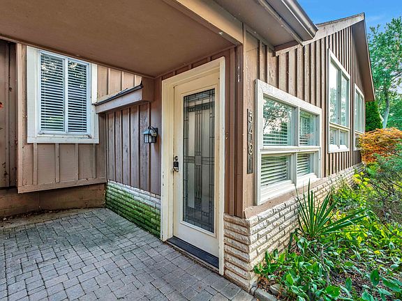 4th image of 5481 Sunny Crest Dr