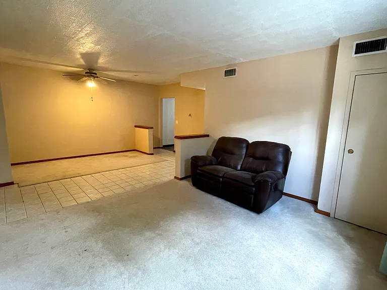 420 S Aiken Ave #2 — Photo 2