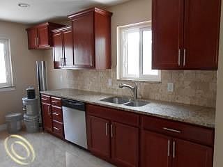 4th image of 21900 Williams Ct