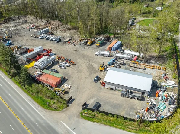37405 Pacific Highway S, Federal Way, WA 98003