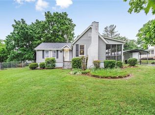 808 Georgia Ave, Thomasville, NC 27360