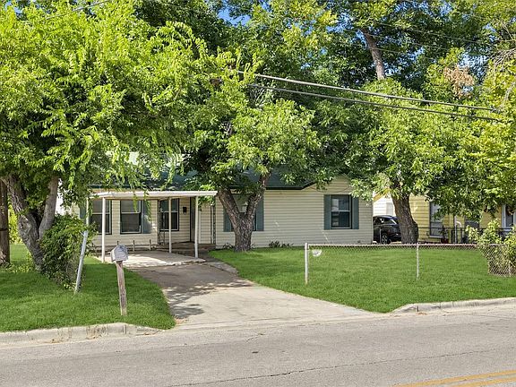4th image of 803 E Avenue G