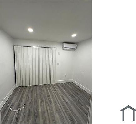 1st image of 14280 NE 6th Ave APT 6