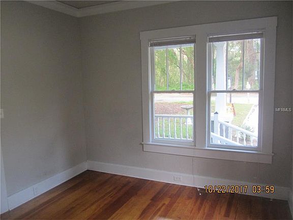 2nd bedroom front of house