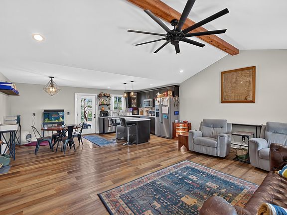 3rd image of 1394 Aaron Barnett Rd