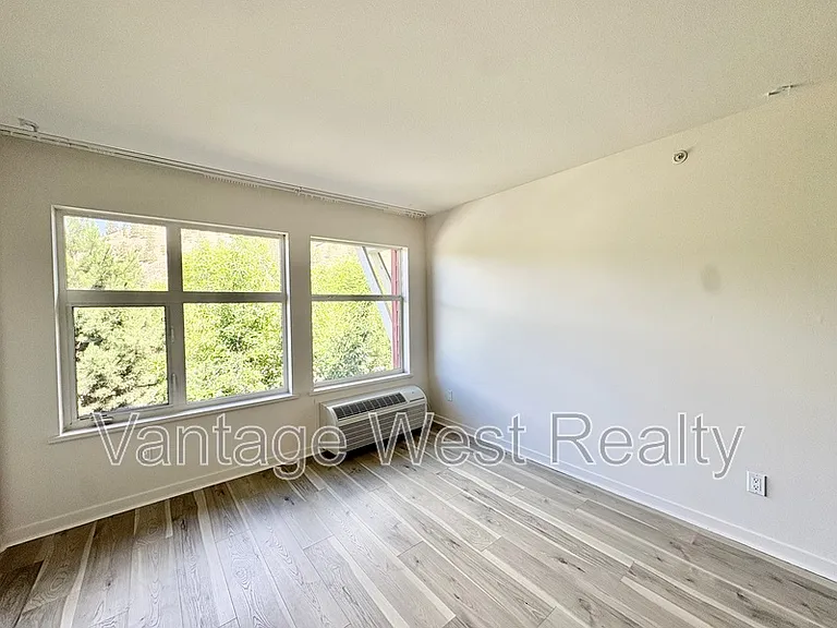555 Yates Rd #410 — Photo 12