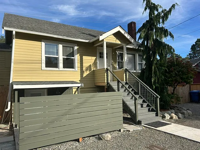 11506 N Park Ave N — Photo 2