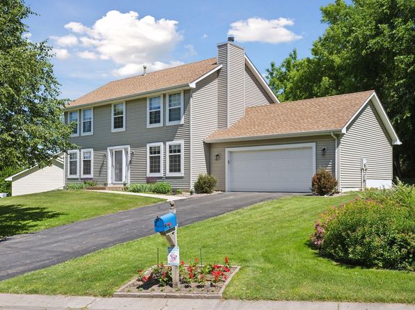 1011 Wesley Ct, Rockford, MN 55373