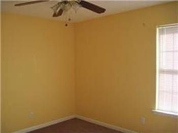 2nd image of 107 Vanessa Ct
