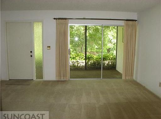 3rd image of 2261 Shelly Dr APT C
