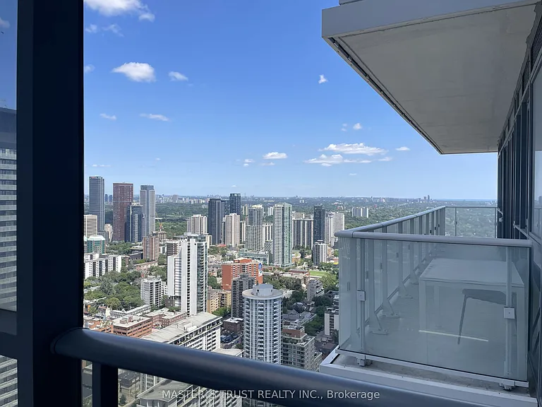 7 Grenville St W #5203 — Photo 23