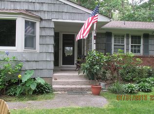 209 Lower Sheep Pasture Rd, East Setauket, NY 11733