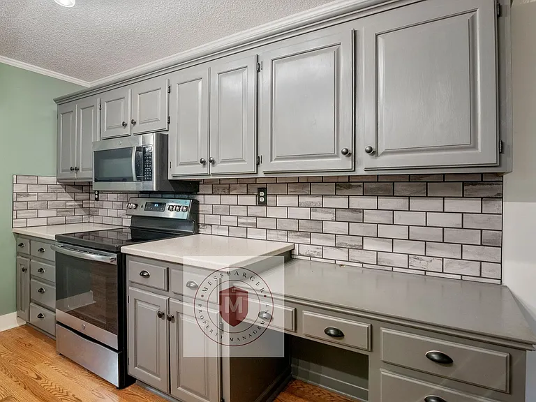 10824 W 64th Ter — Photo 26