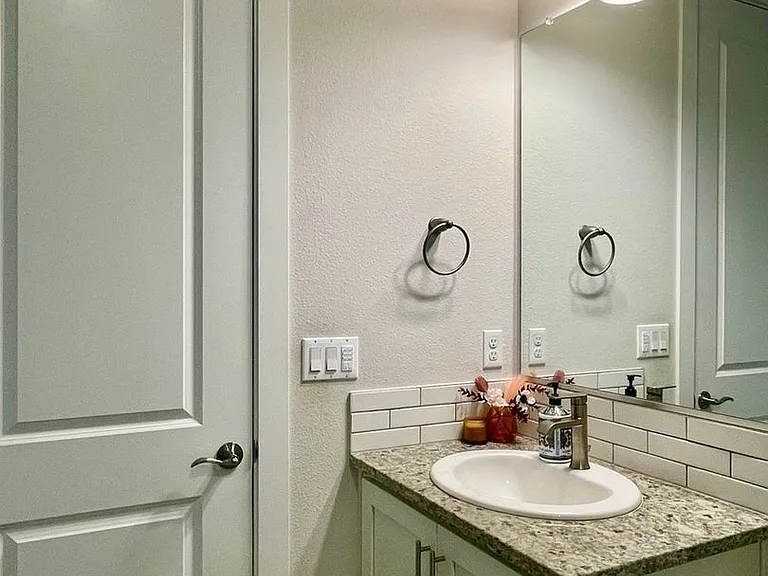 15418 NW Mathilda Ln — Photo 24