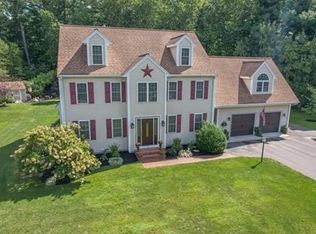 79 Stonegate Dr, East Bridgewater, MA 02333