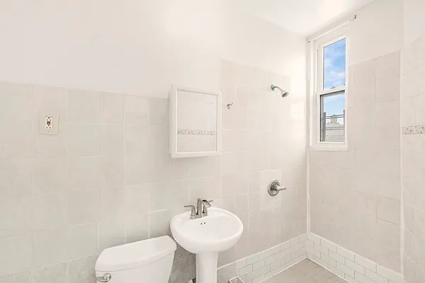 Rented by Compass | media 23