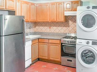 205 Centre St APT 1A, Brooklyn, NY 11231