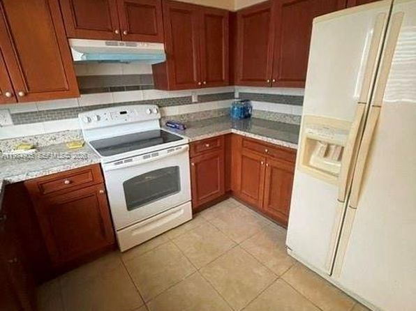 2726 NW 131st St Unit 2726