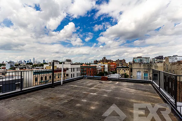 Rented by EXR | media 29